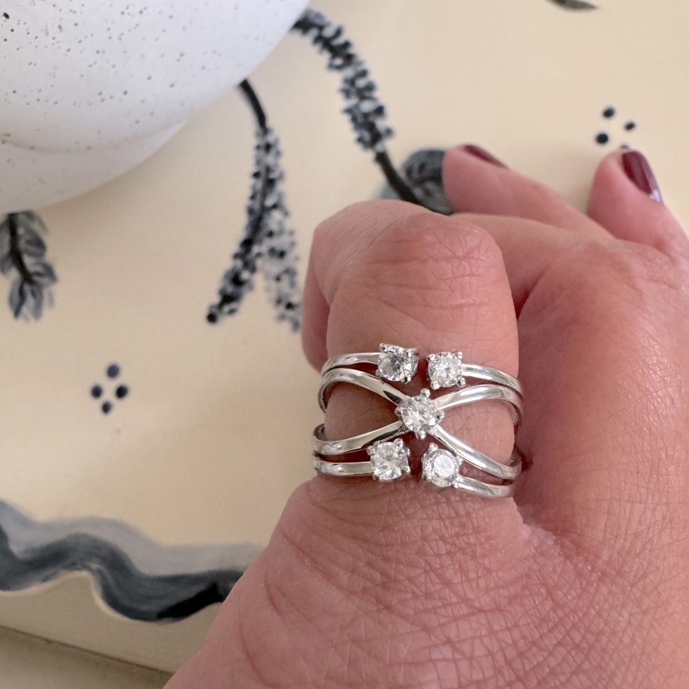 Elegant 925 Silver Ring